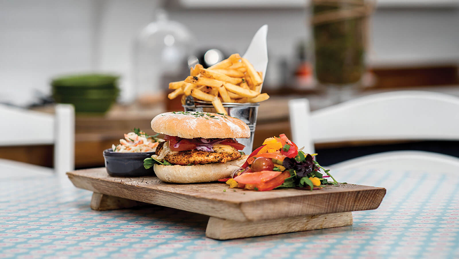 burger-and-chips
