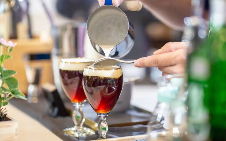 Irish_Coffee_Finishing
