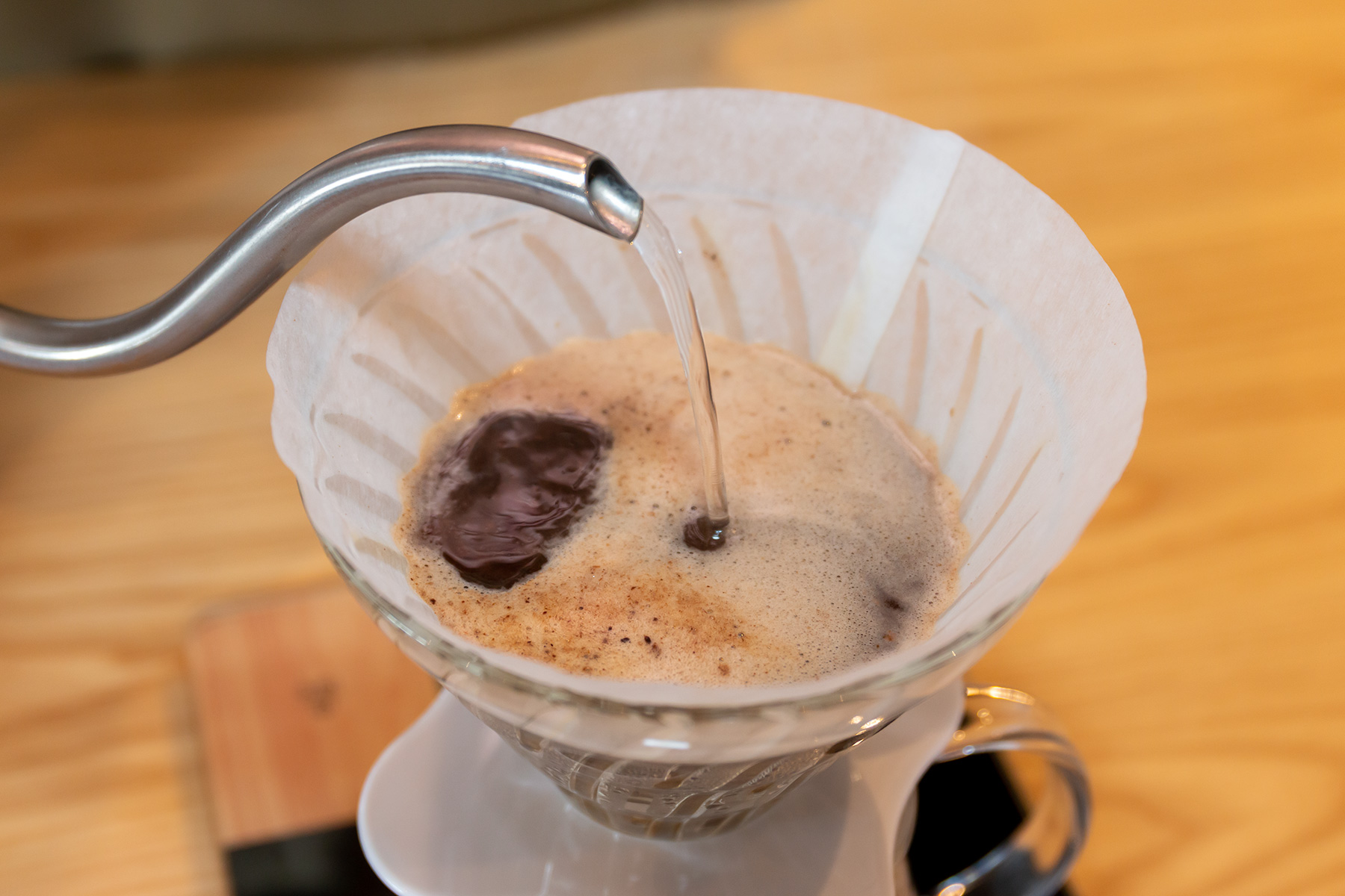 What is V60 and How to Make Drip Coffee? - Blog Coffeedesk.pl